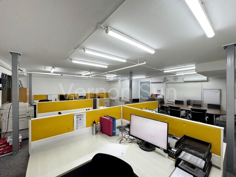 Office for Sale in  Pioneer Centre - Image 11